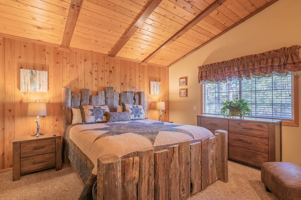 Photo of Bedroom in Eagle Mountain Estates