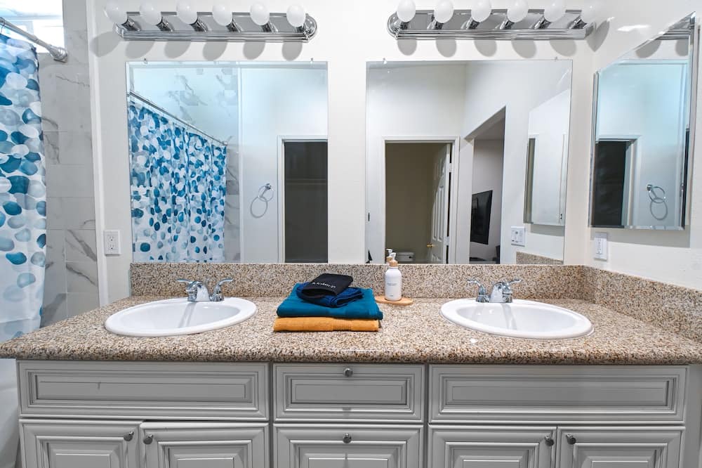 Photo of Bathroom in Eastside