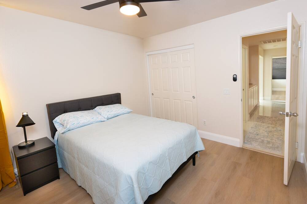 Photo of Bedroom in Moreno Valley