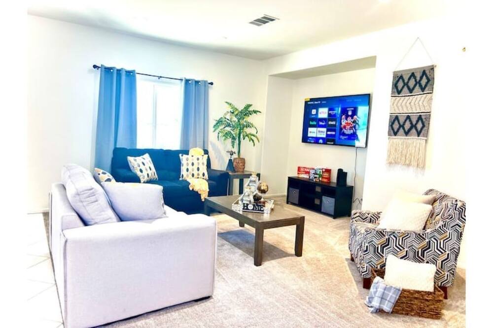 Photo of Livingroom in Perris