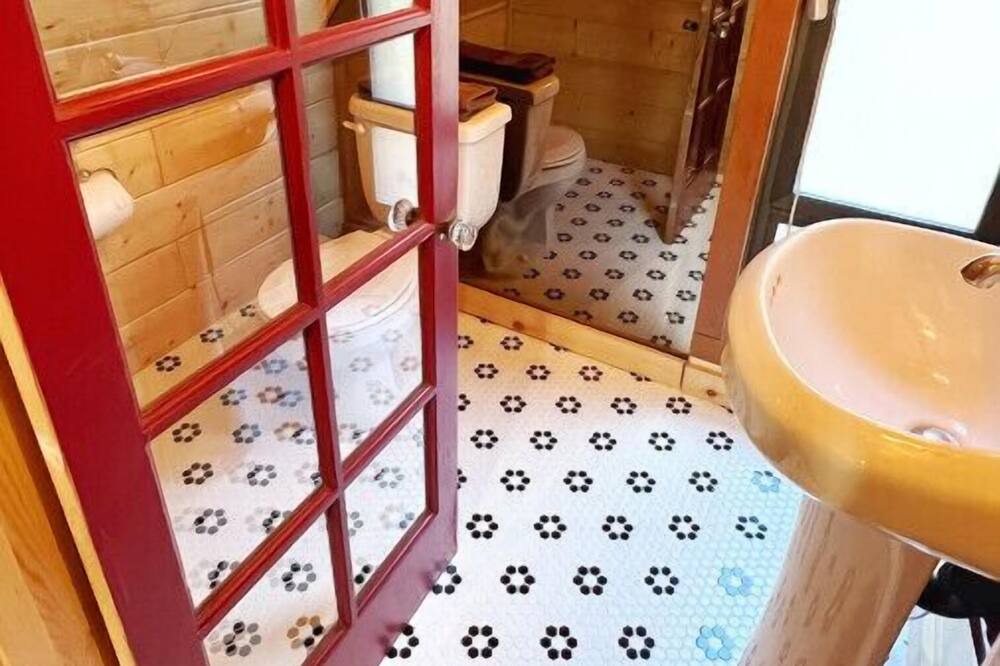Photo of Bathroom in Crestline