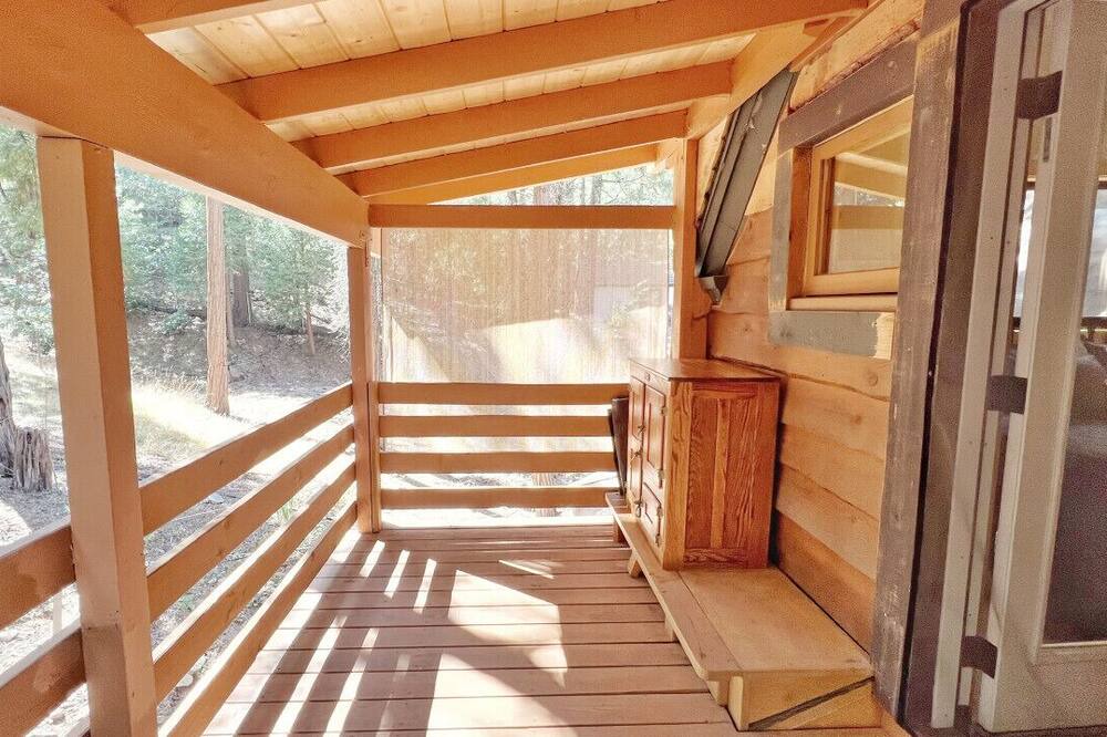 Photo of Patio Balcony in Crestline