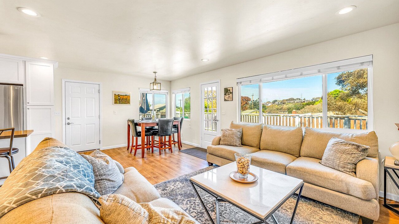 Photo of Outdoor in Del Rey Oaks