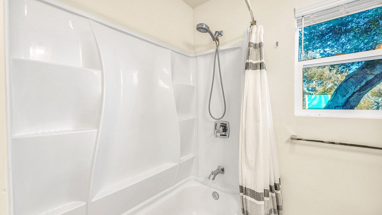 Photo of Bathroom in Del Rey Oaks