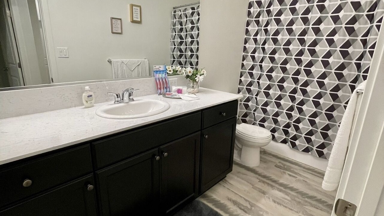 Photo of Bathroom in Pumpkin Center