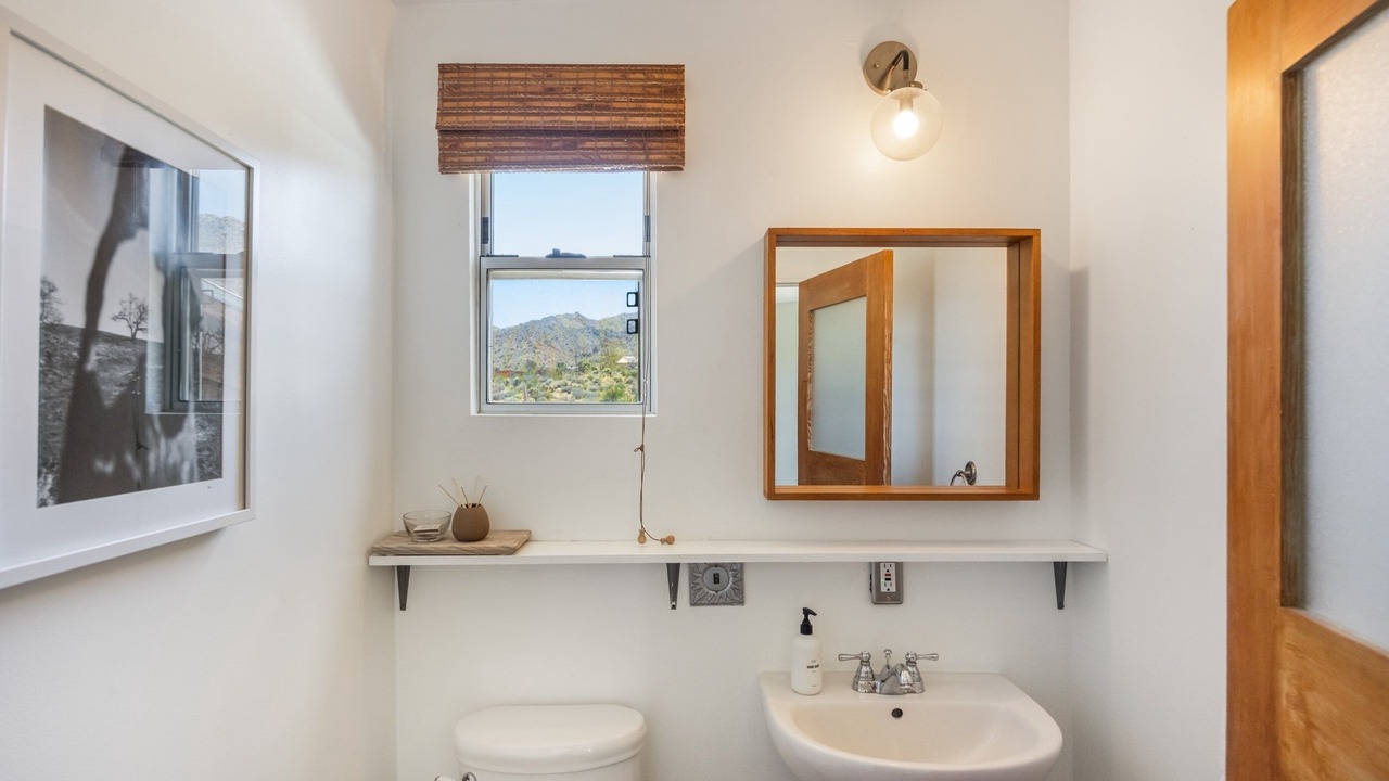 Photo of Bathroom in Joshua Tree Highlands