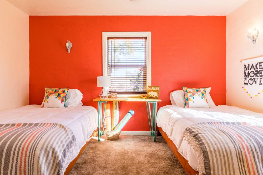 Photo of Bedroom in Twentynine Palms