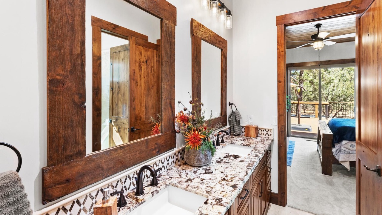 Photo of Bathroom in Meadowbrook Estates