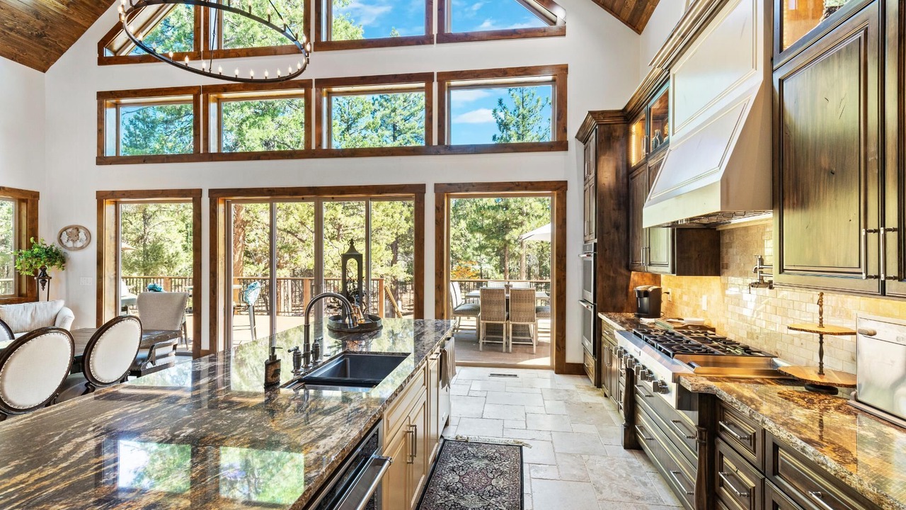 Photo of Kitchen in Meadowbrook Estates