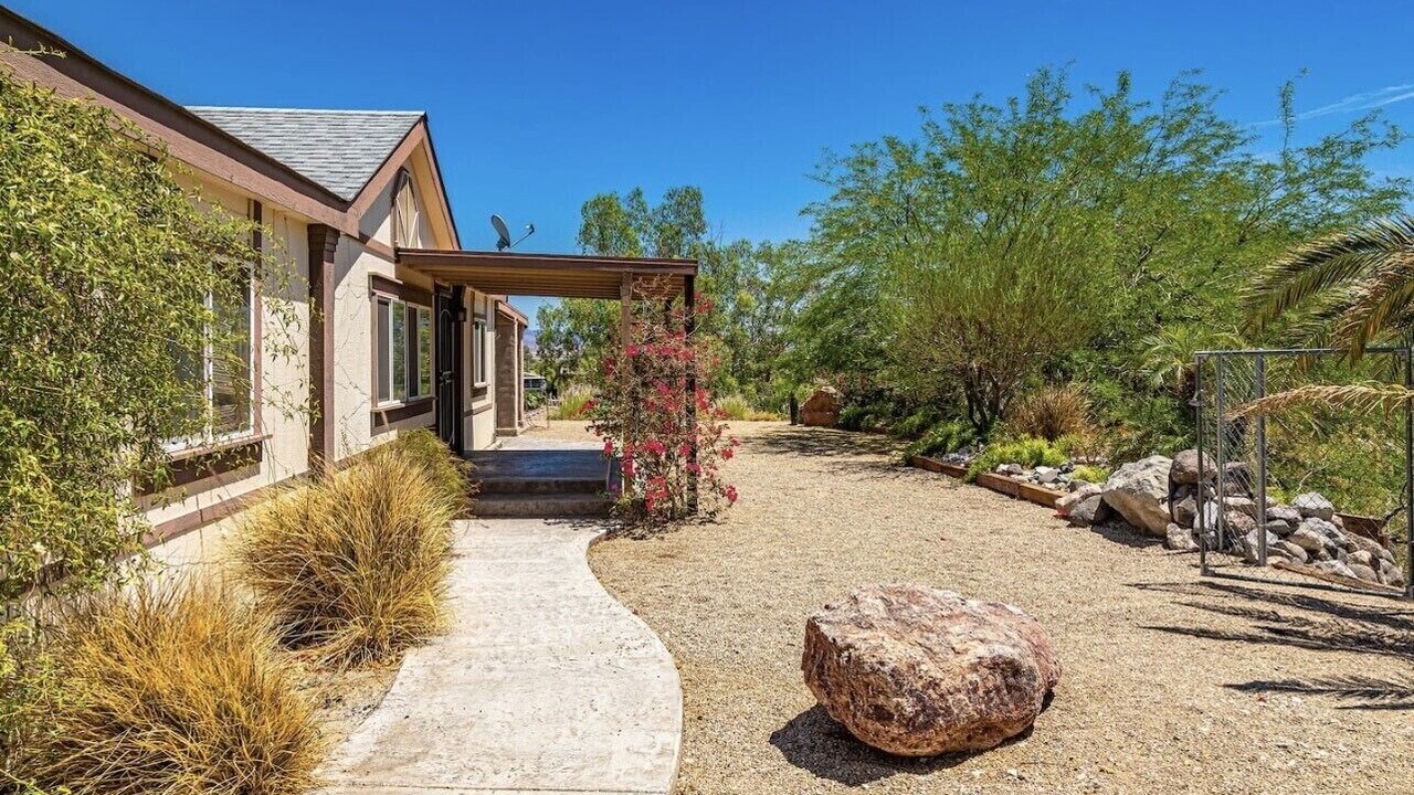 Photo of Outdoor in Needles