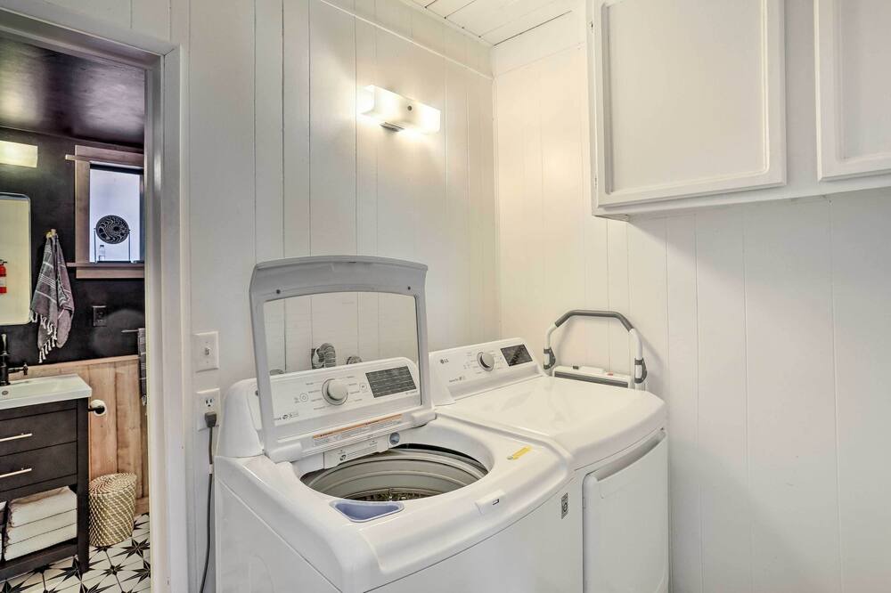 Photo of Bedroom in Trinity Center