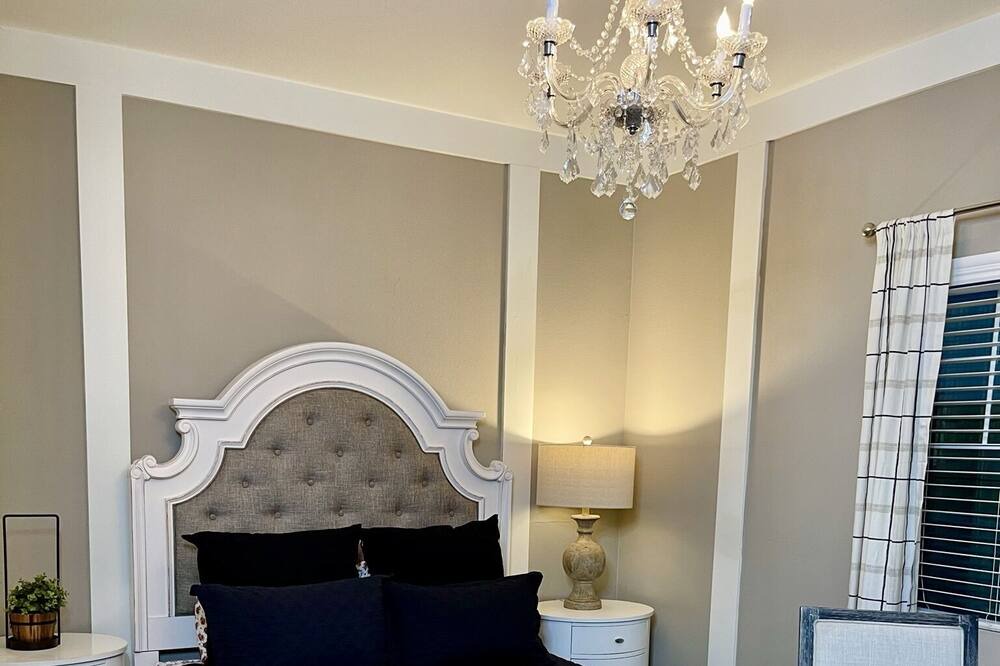 Photo of Bedroom in Jurupa Valley