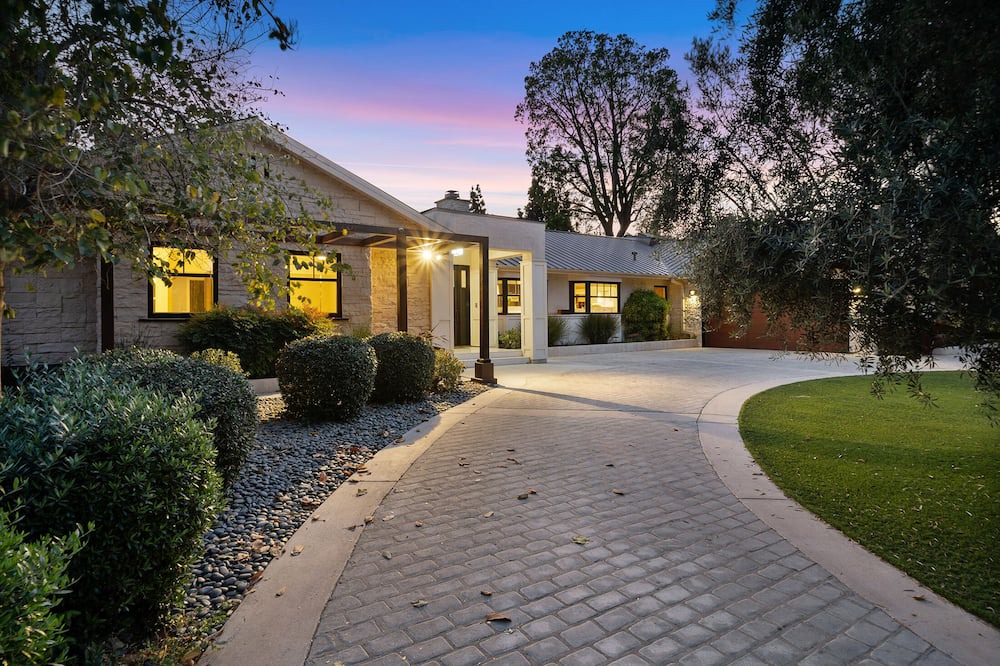 Photo of Outdoor in Northridge
