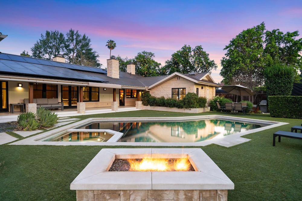 Photo of Outdoor in Northridge