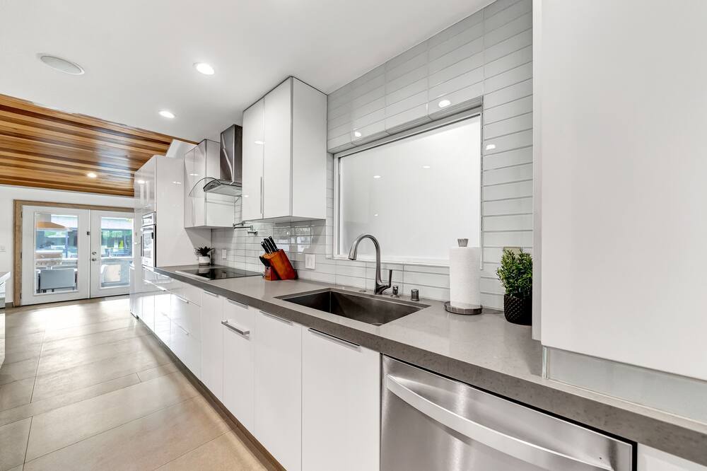 Photo of Kitchen in Valley Glen
