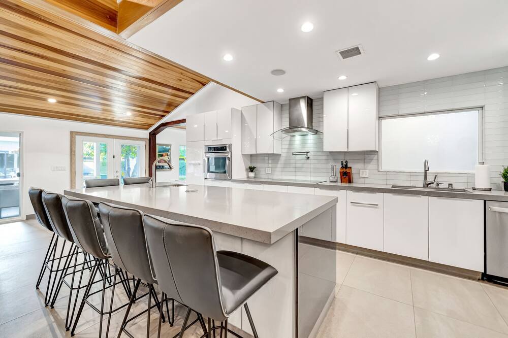 Photo of Kitchen in Valley Glen
