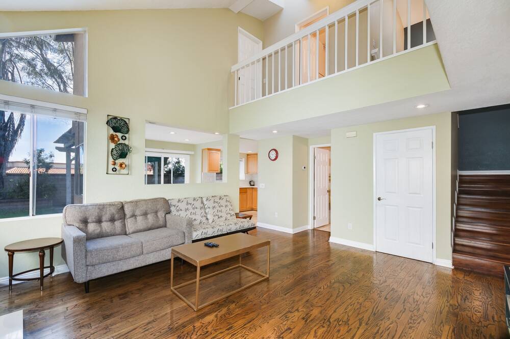 Photo of Livingroom in Chino Hills