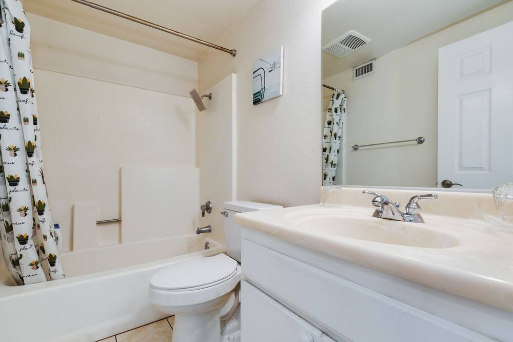 Photo of Bathroom in Chino Hills