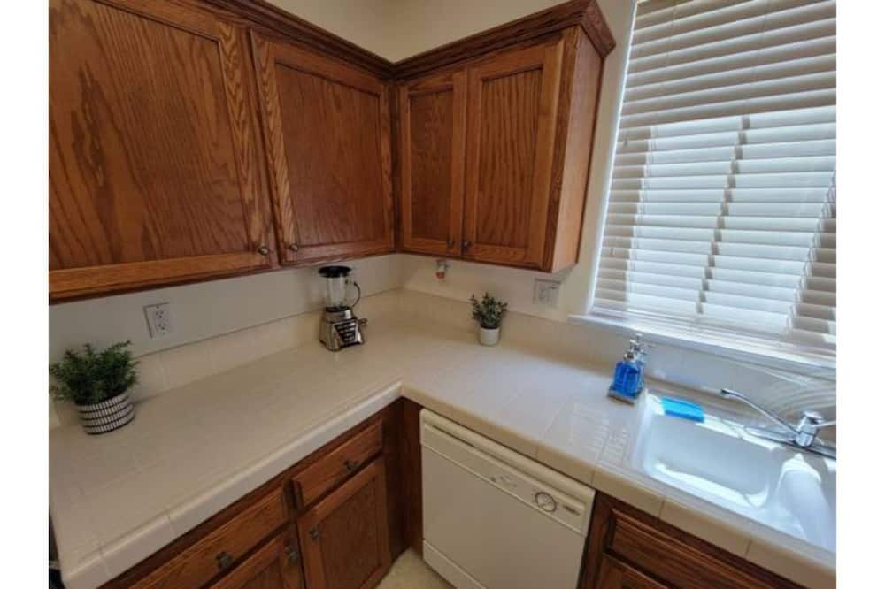 Photo of Kitchen in Fowler