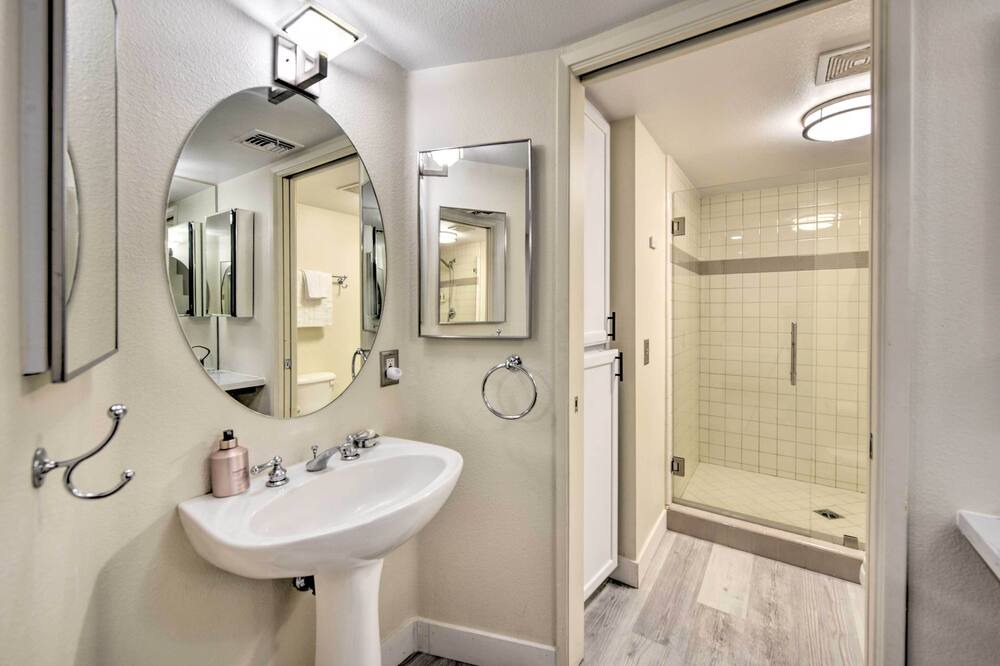 Photo of Bathroom in Vista Las Palmas