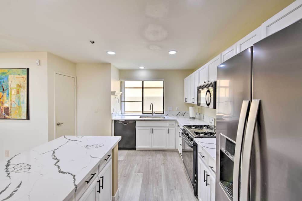 Photo of Kitchen in Vista Las Palmas