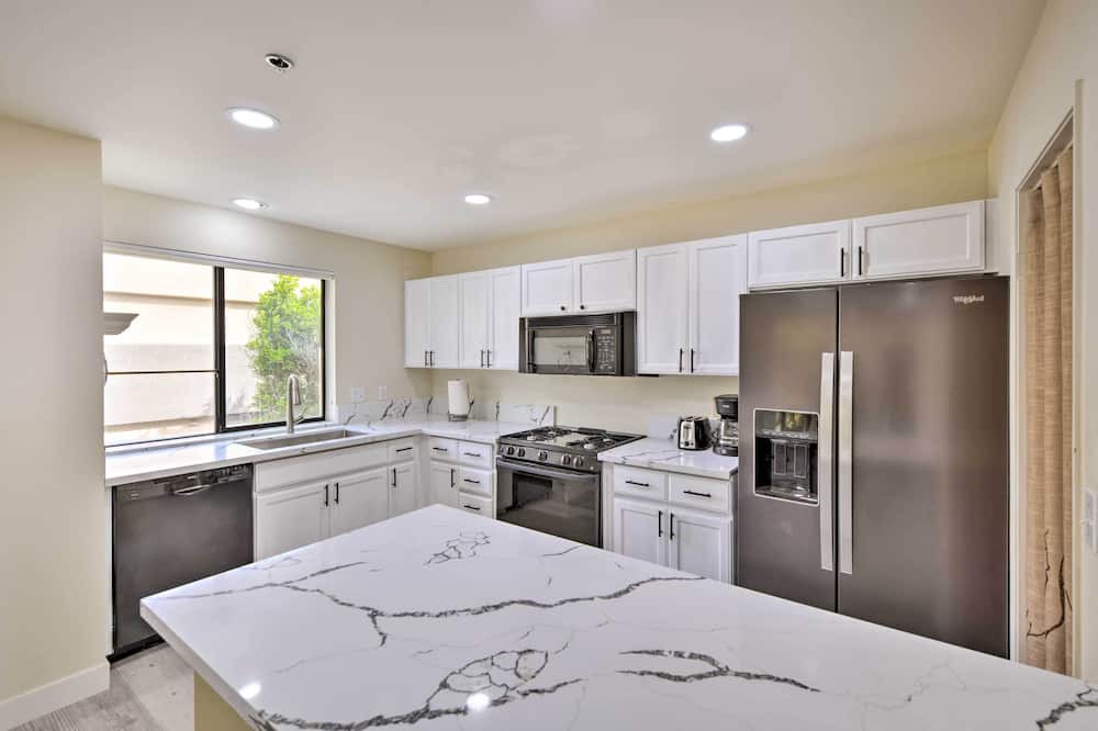Photo of Kitchen in Vista Las Palmas