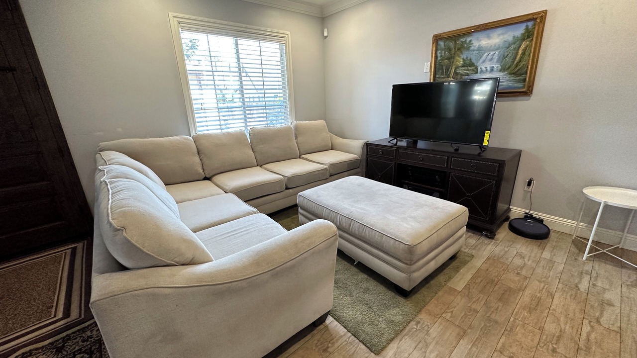 Photo of Livingroom in East San Gabriel