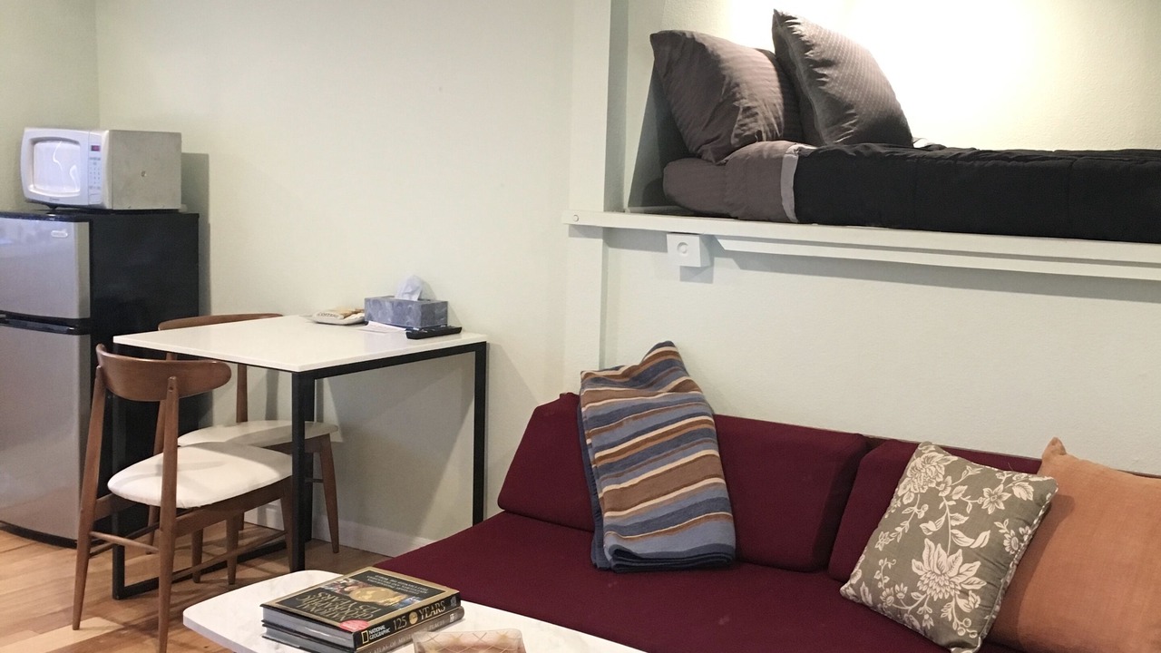 Photo of Livingroom in Silver Lake
