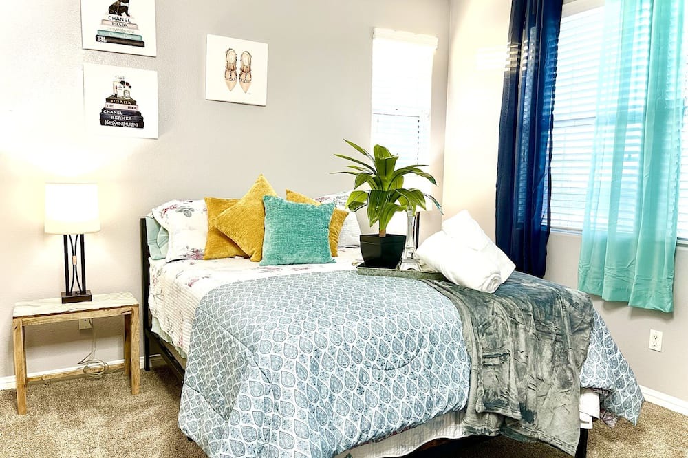 Photo of Bedroom in Riverside