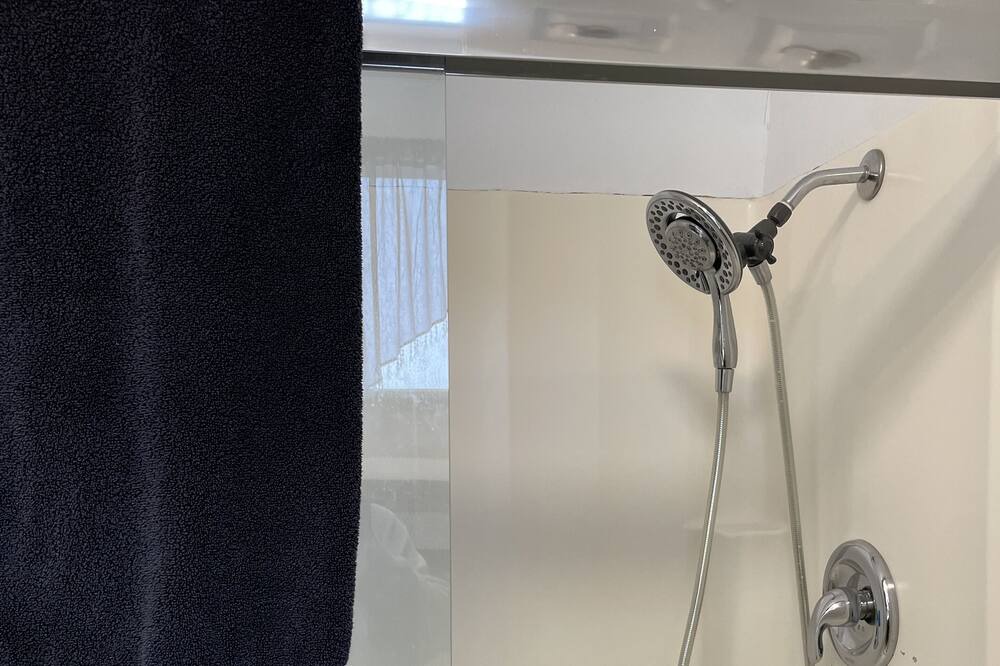 Photo of Bathroom in Eastvale
