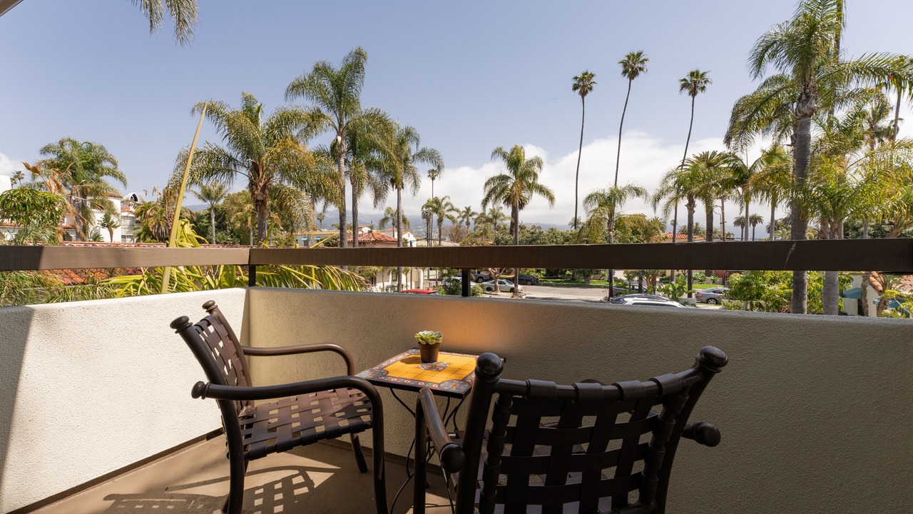 Photo of Patio Balcony in West Beach