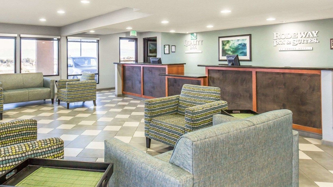 Photo of Livingroom in Needles