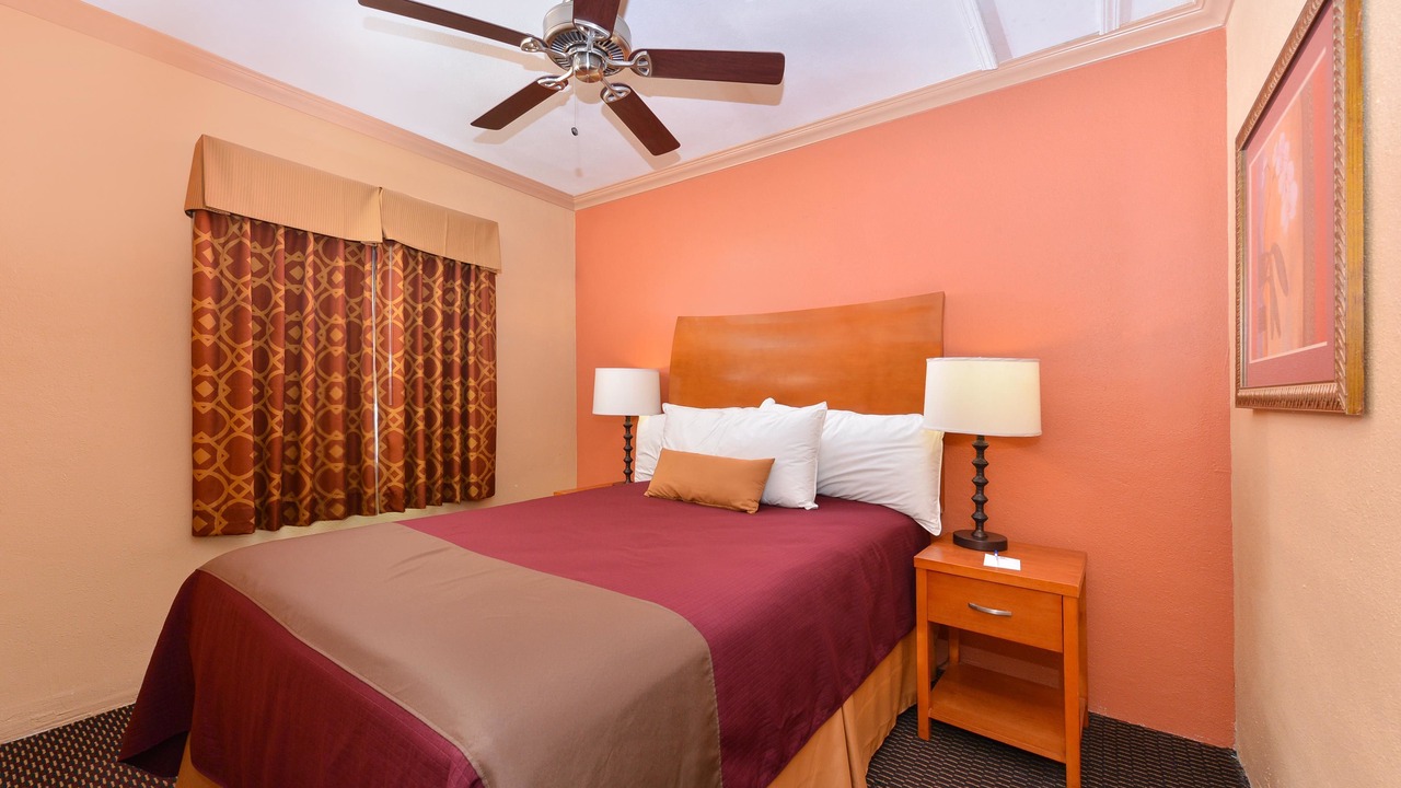 Photo of Bedroom in Porterville