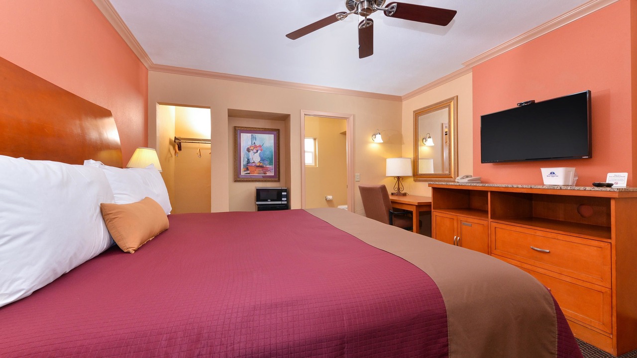 Photo of Bedroom in Porterville