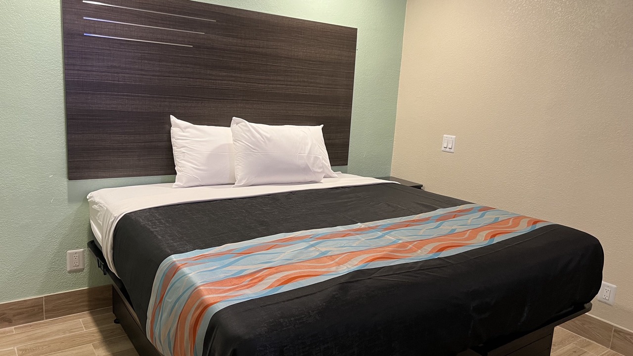 Photo of Bedroom in Indio