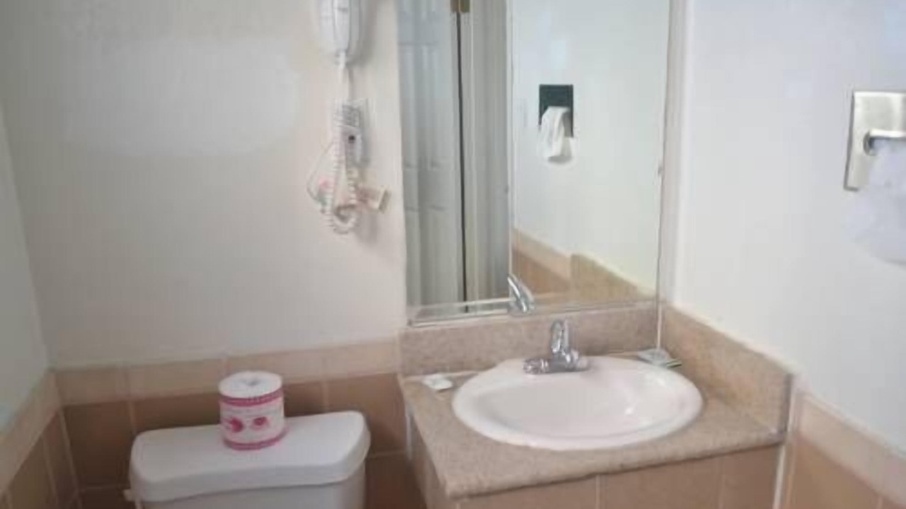 Photo of Bathroom in North Long Beach