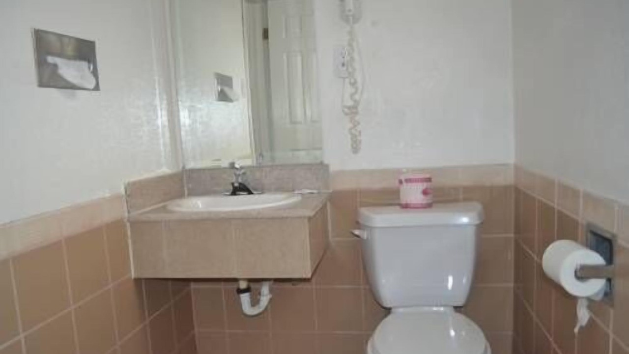 Photo of Bathroom in North Long Beach