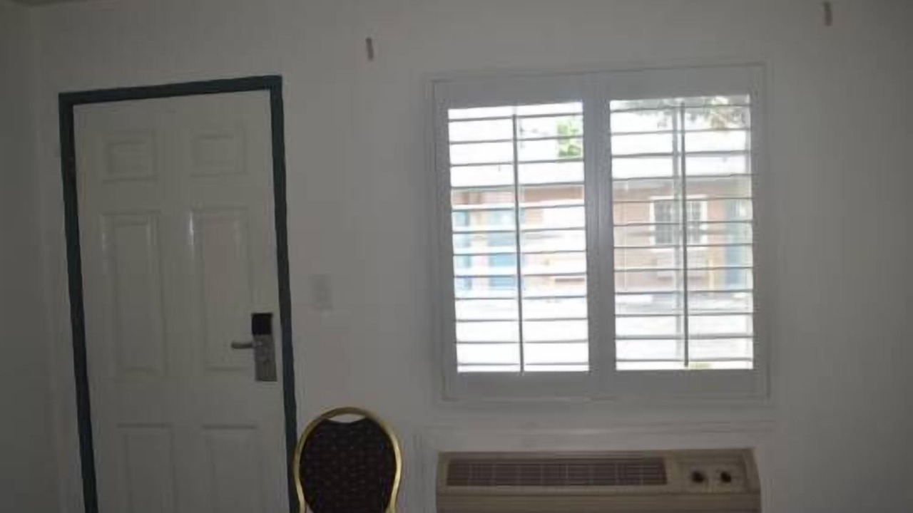 Photo of Bedroom in North Long Beach