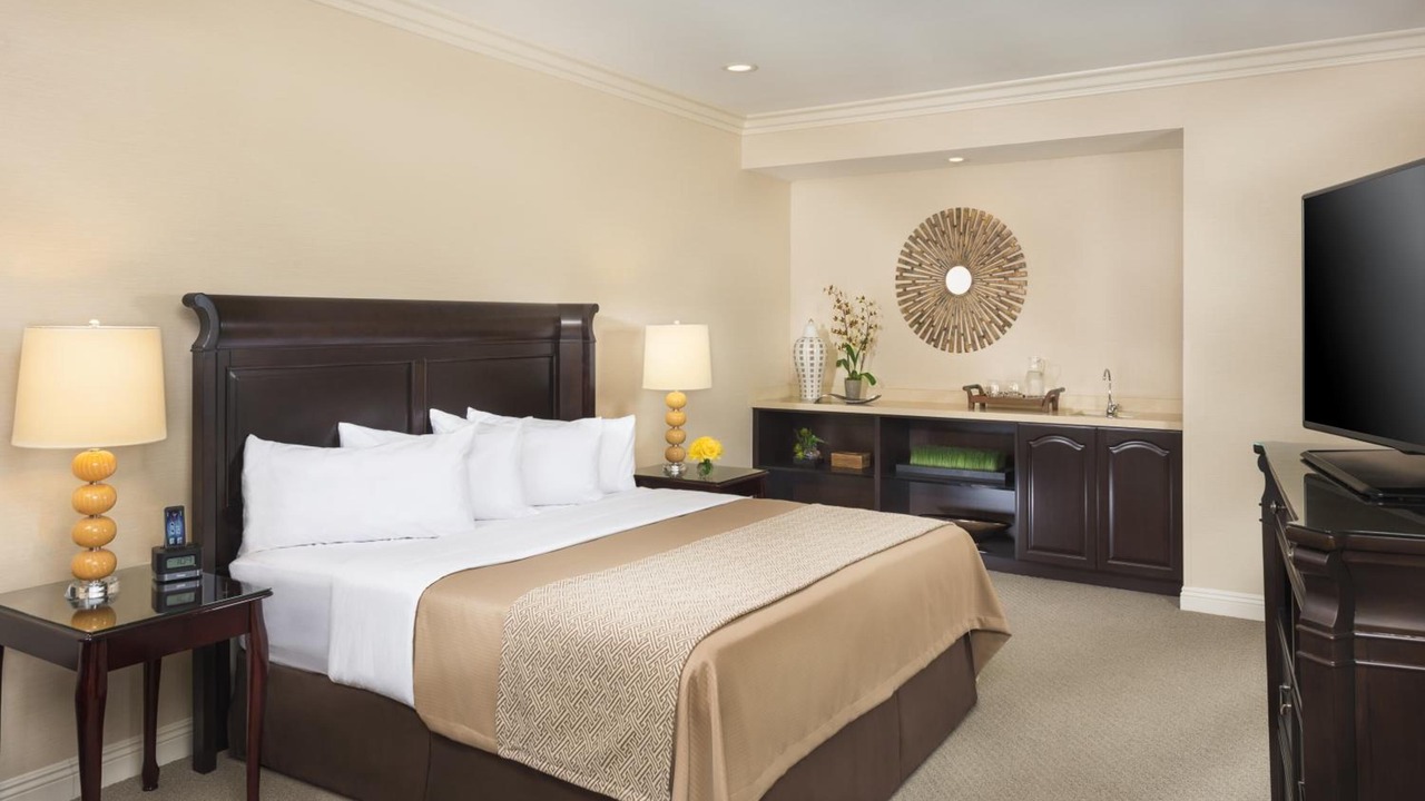 Photo of Bedroom in Anaheim Resort
