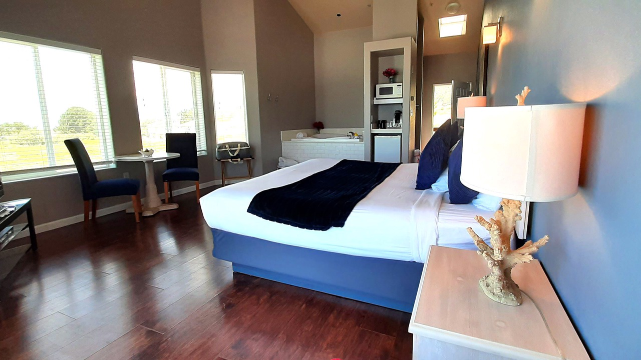 Photo of Bedroom in Shelter Cove
