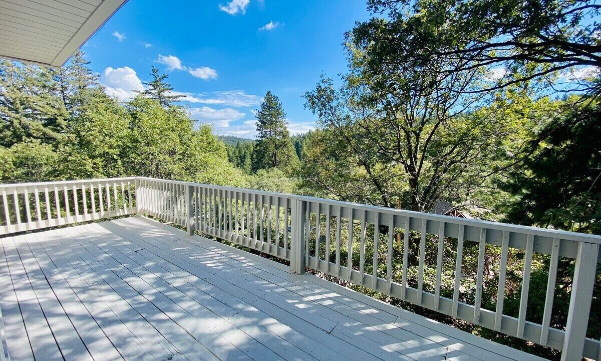 Photo of Outdoor in Lake Arrowhead