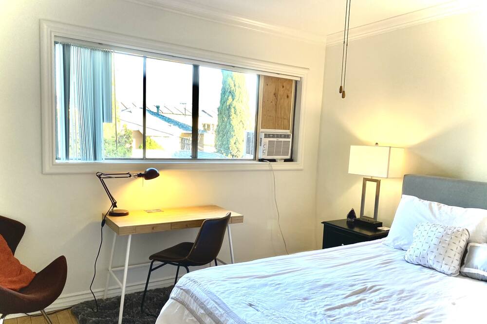 Photo of Bedroom in Glendale