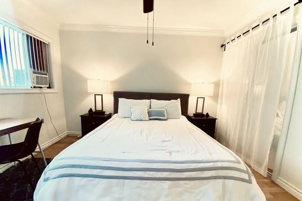 Photo of Bedroom in Glendale