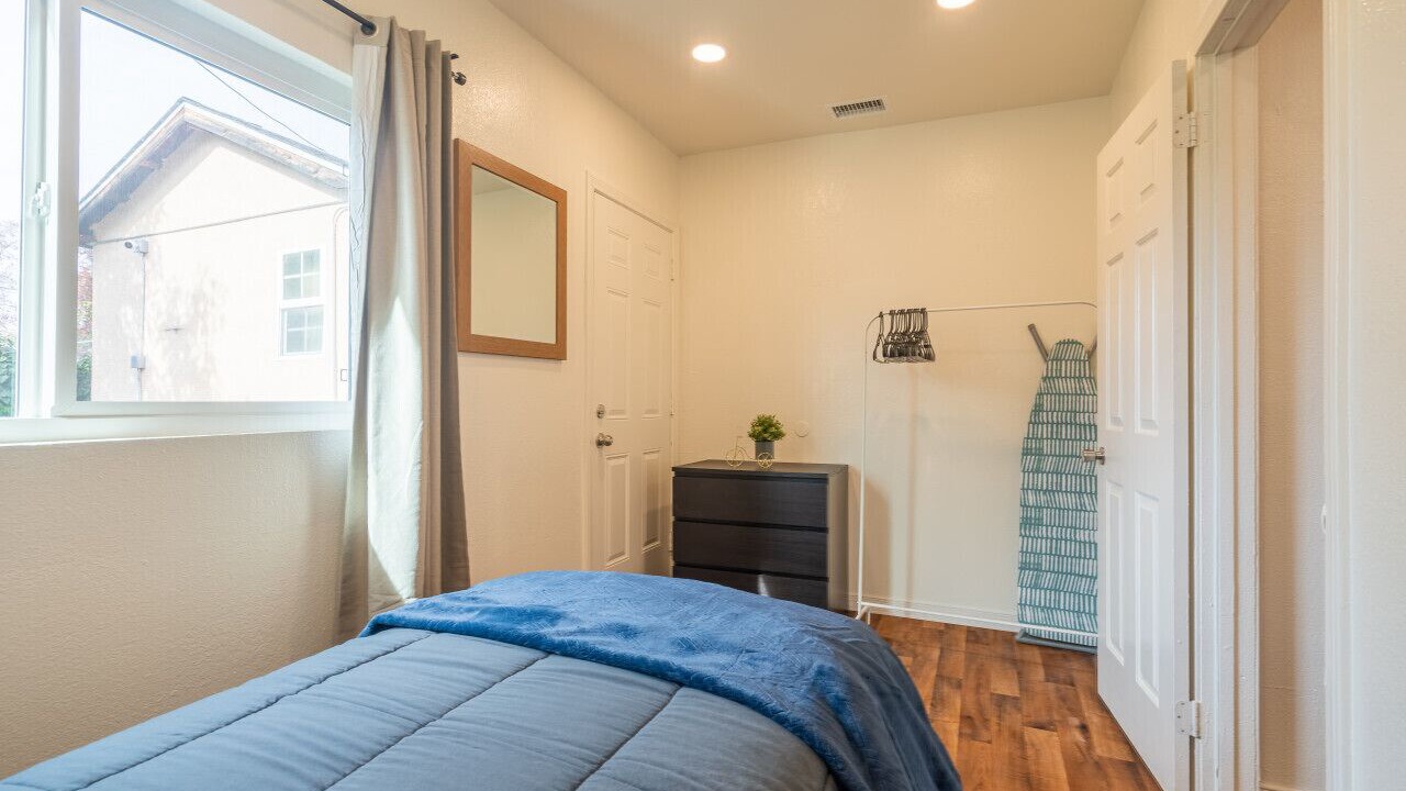 Photo of Bedroom in Azusa