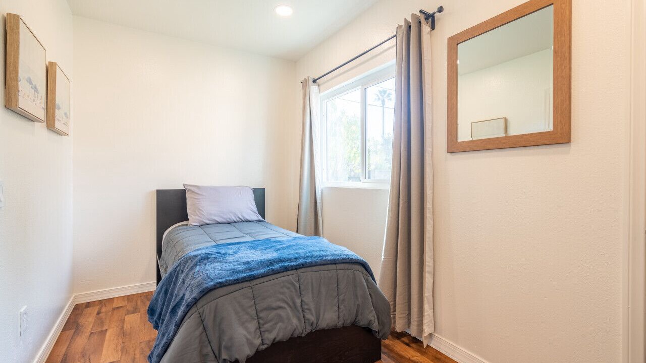 Photo of Bedroom in Azusa