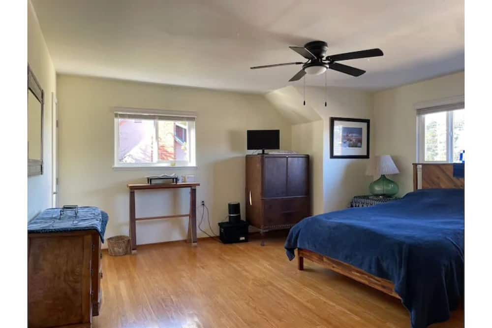 Photo of Bedroom in May Valley