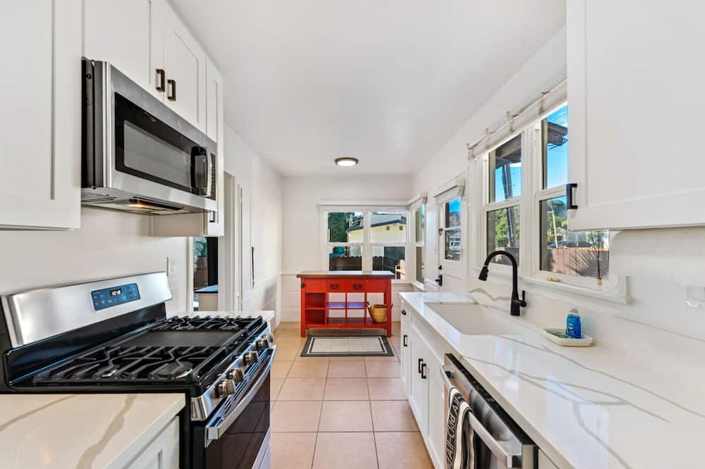 Photo of Kitchen in Lower State