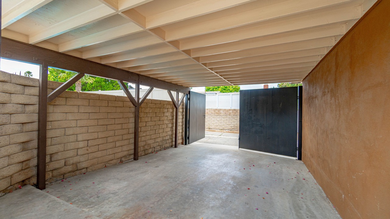 Photo of Outdoor in Northridge