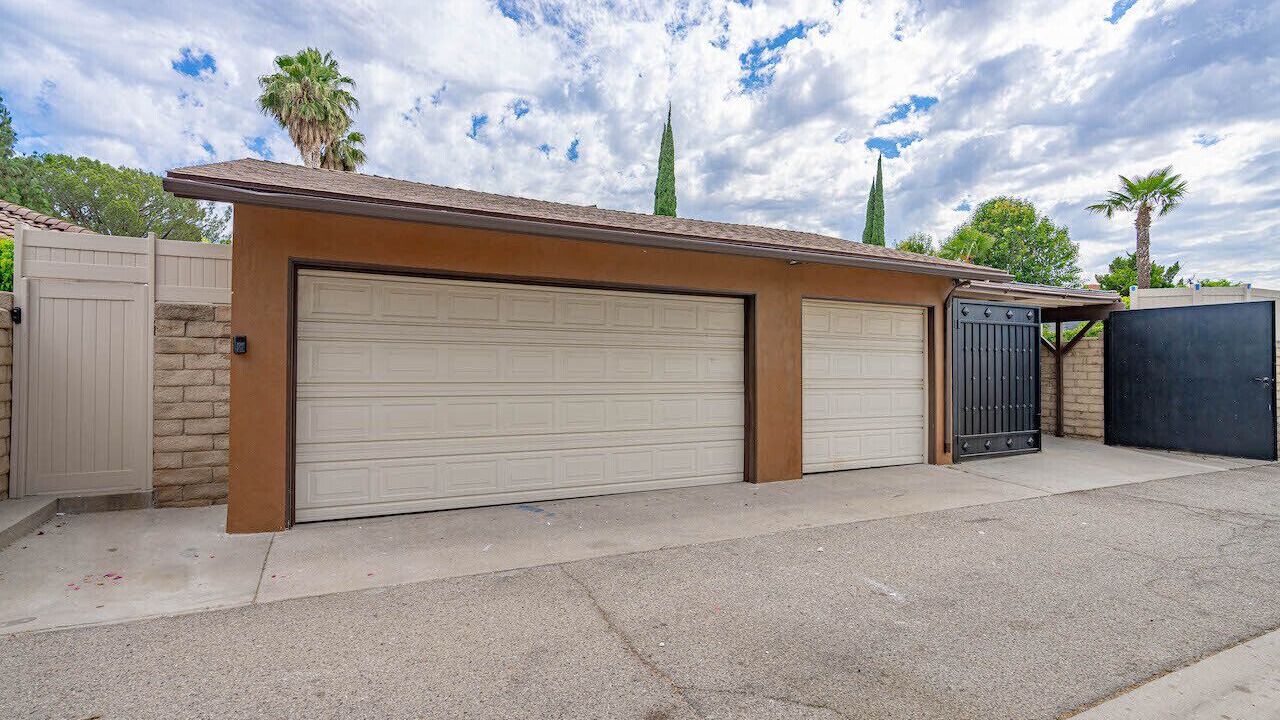 Photo of Outdoor in Northridge