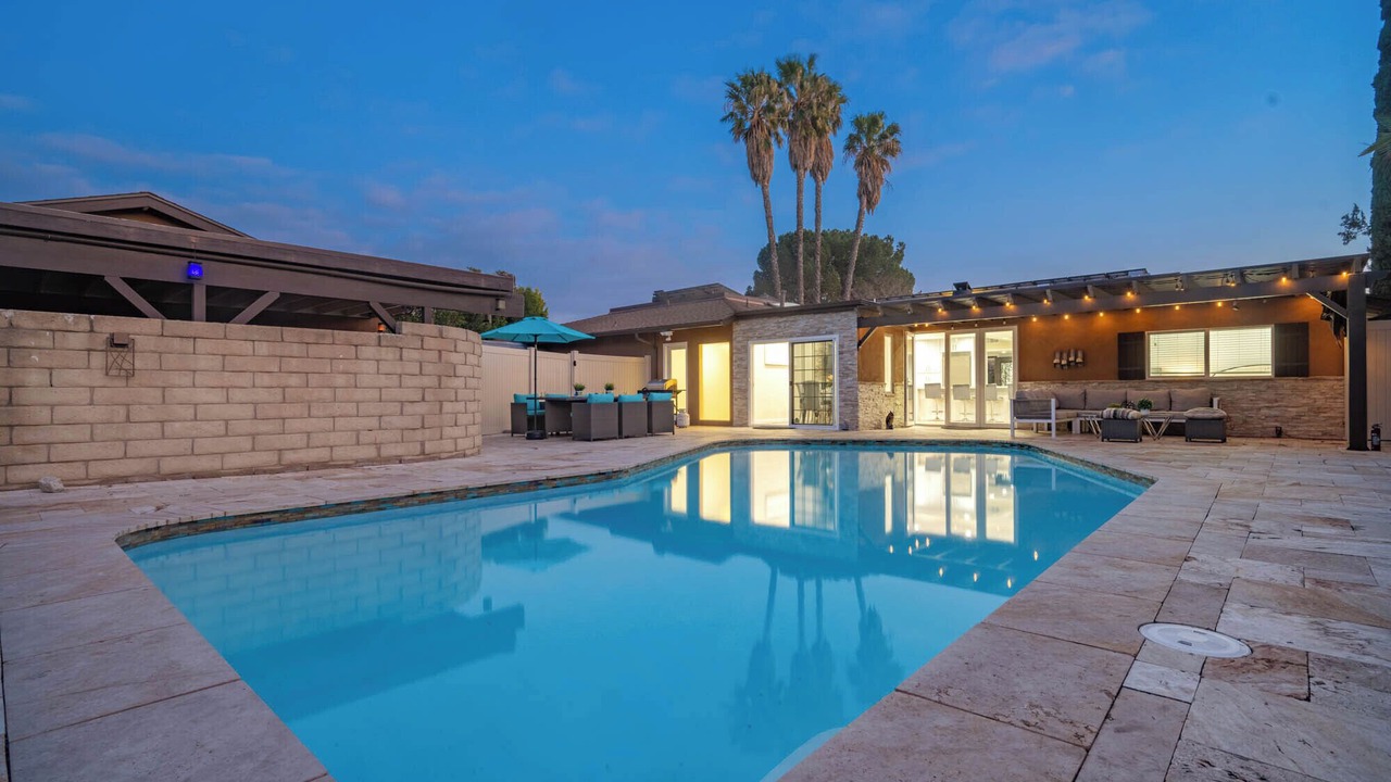 Photo of Outdoor in Northridge